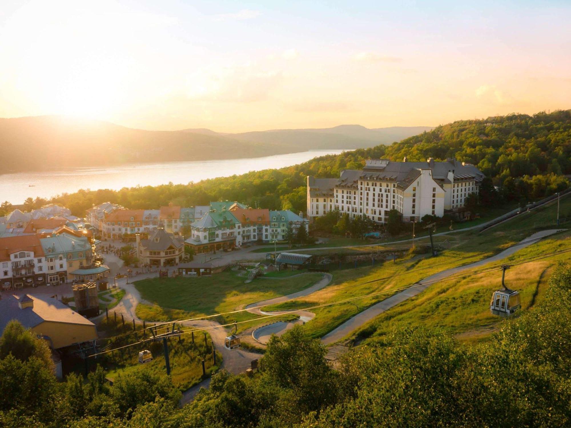 Hotel Fairmont Tremblant Esterno foto The Cliffs at Lake Keowee