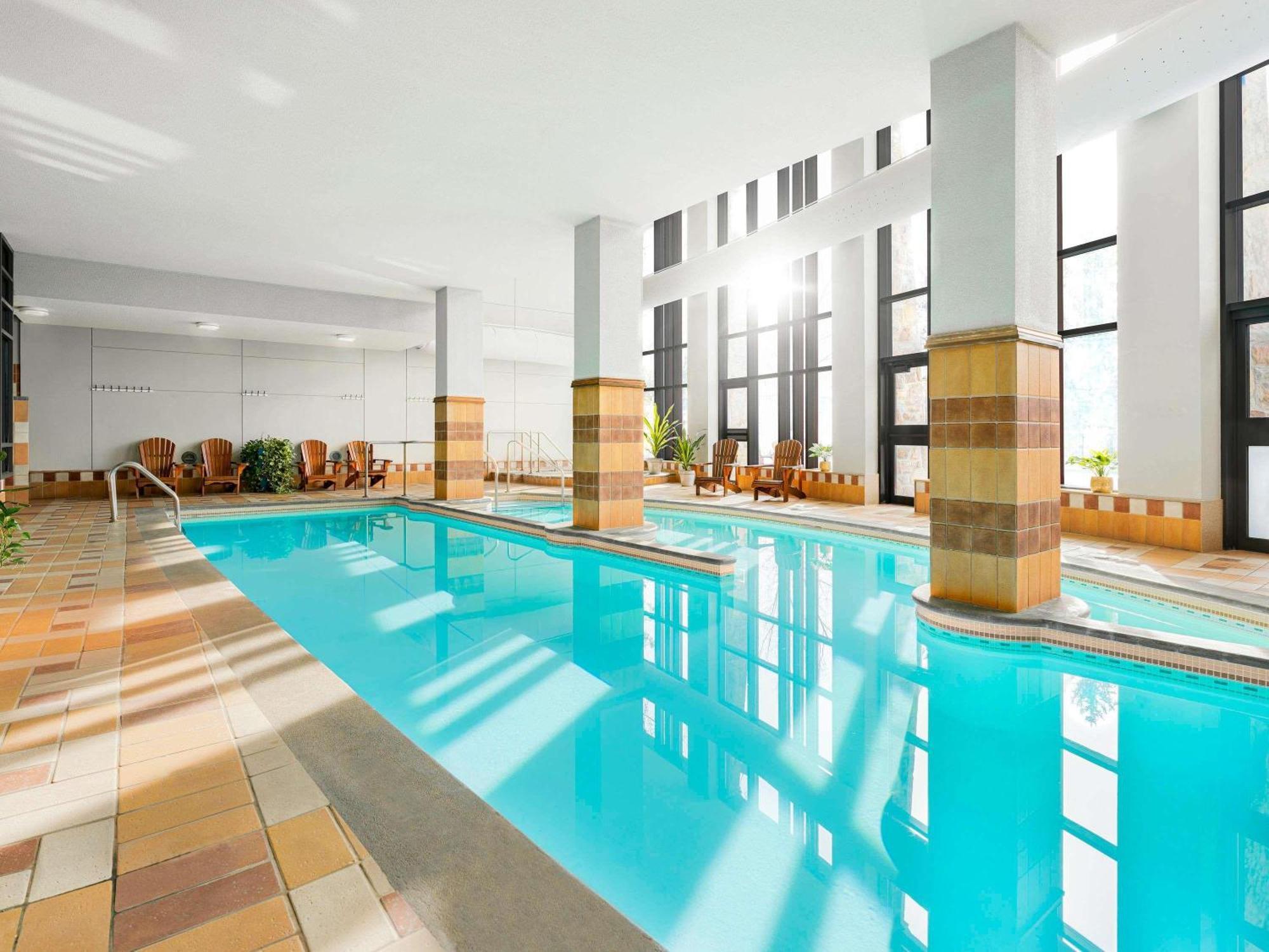 Hotel Fairmont Tremblant Esterno foto